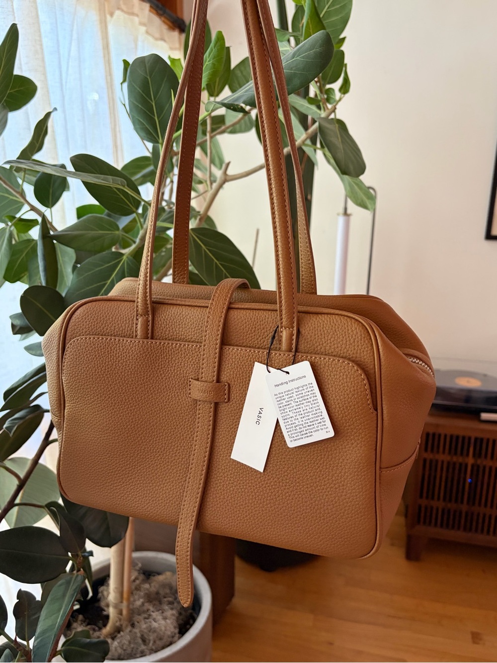 Vasic Porto Mini Leather Shoulder Bag Camel